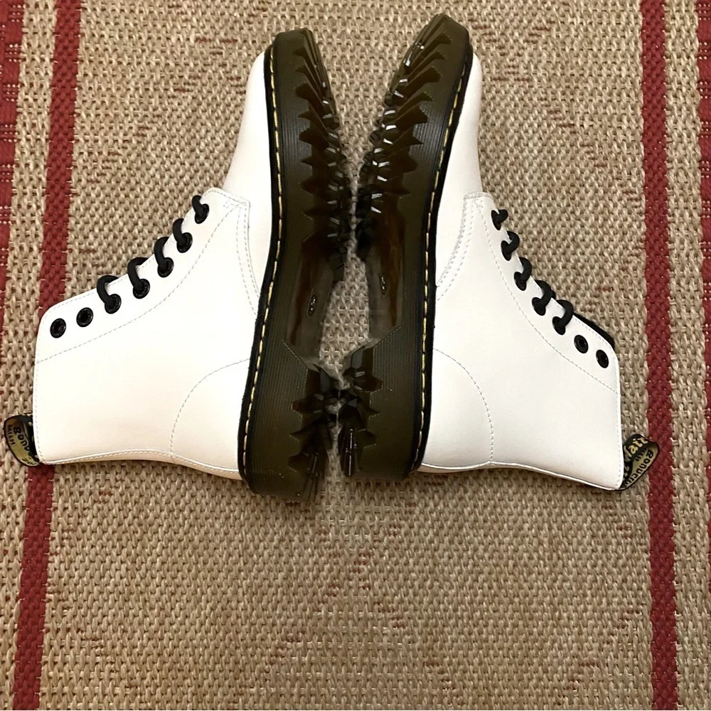 Dr Martens Luana White Leather Lace Up Combat Boots sz 6 - Picture 8 of 12